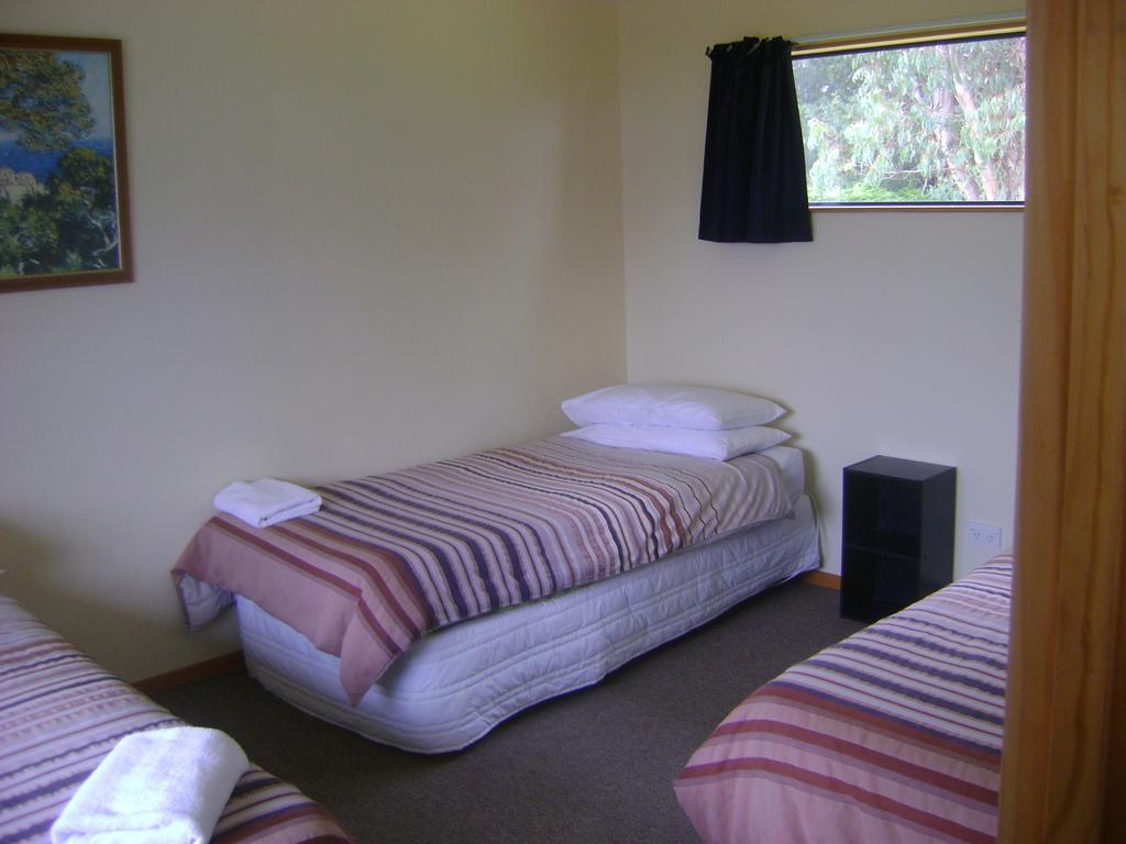 Catlins Newhaven Holiday Park Owaka Habitación foto